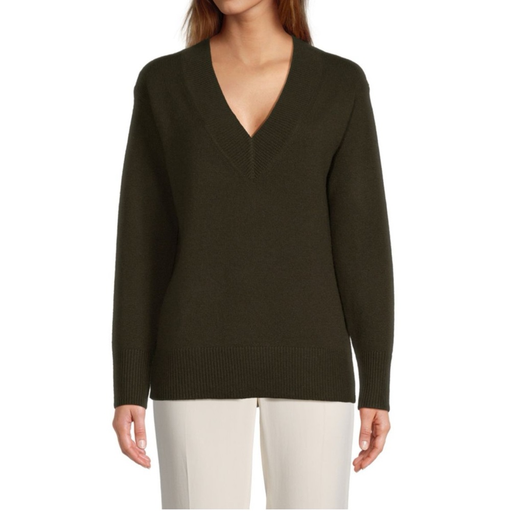 Vince V neck wool and cashmere sweater size S